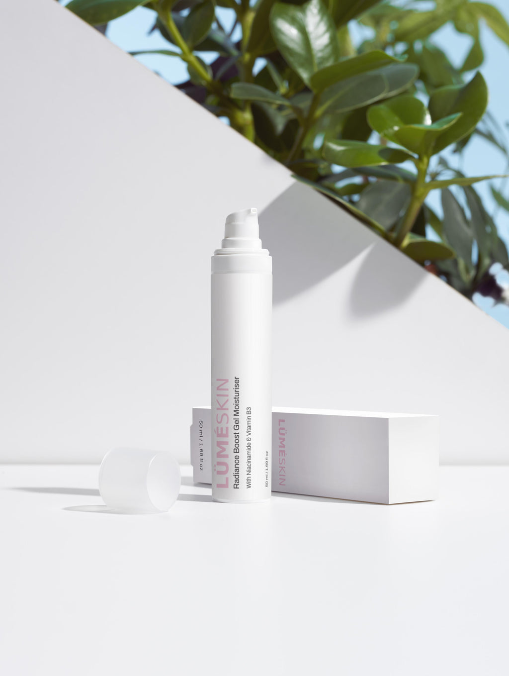 LÜMÉSKIN gel moisturizer product bottle premium skincare packaging
